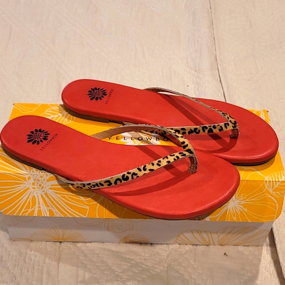 leopard yellow box sandals